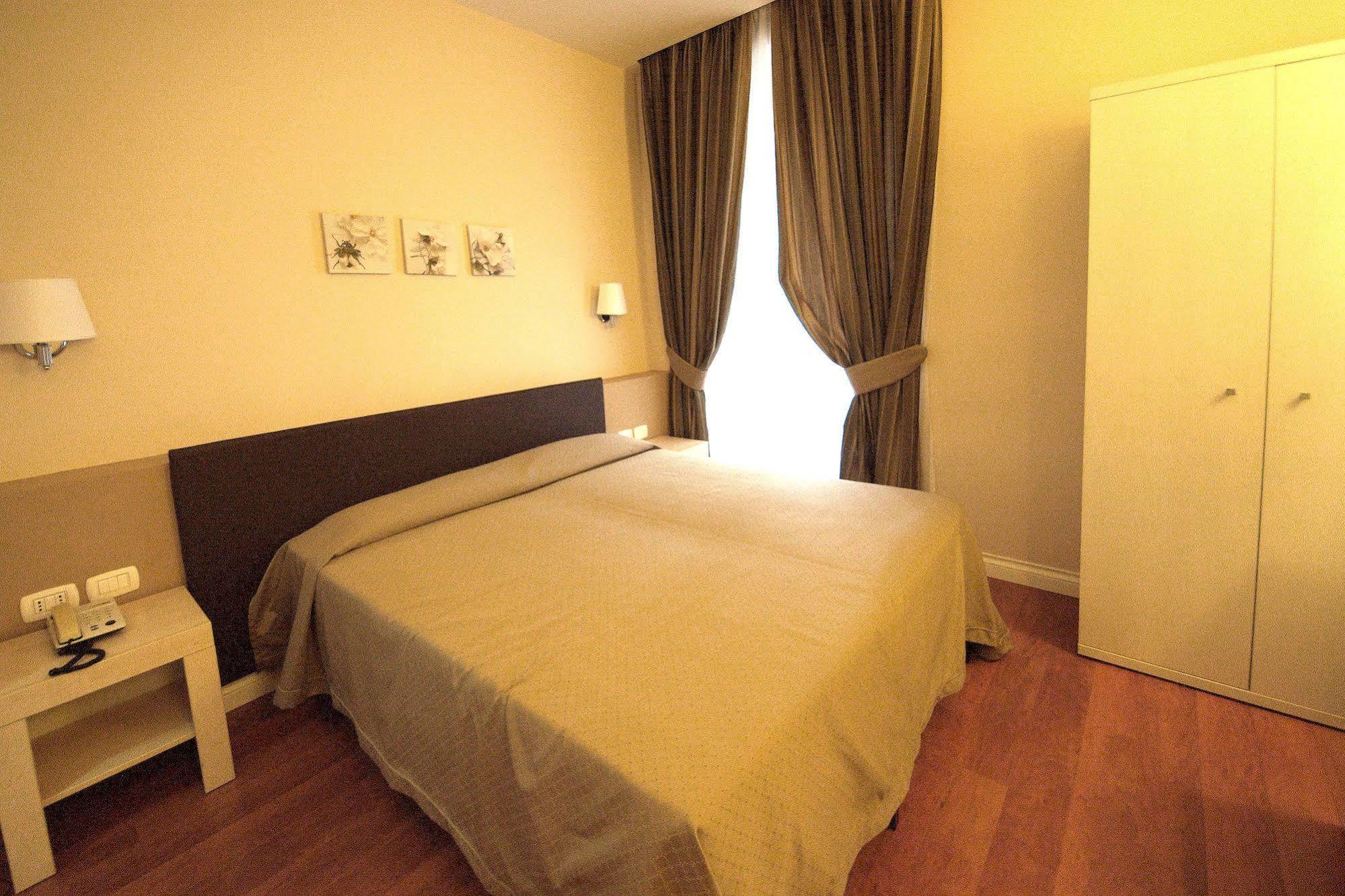 Roma Rooms Colosseum Dış mekan fotoğraf